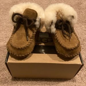 NEW Baby Ugg Sparrow boots